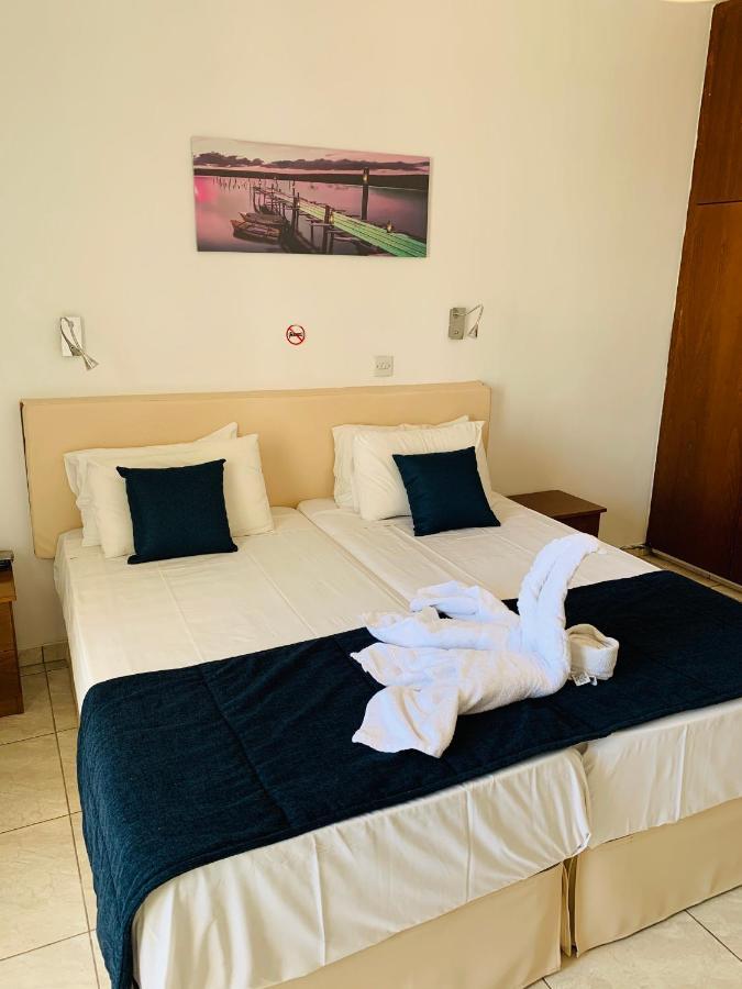 Kefalonitis Hotel Apartments Paphos Eksteriør billede