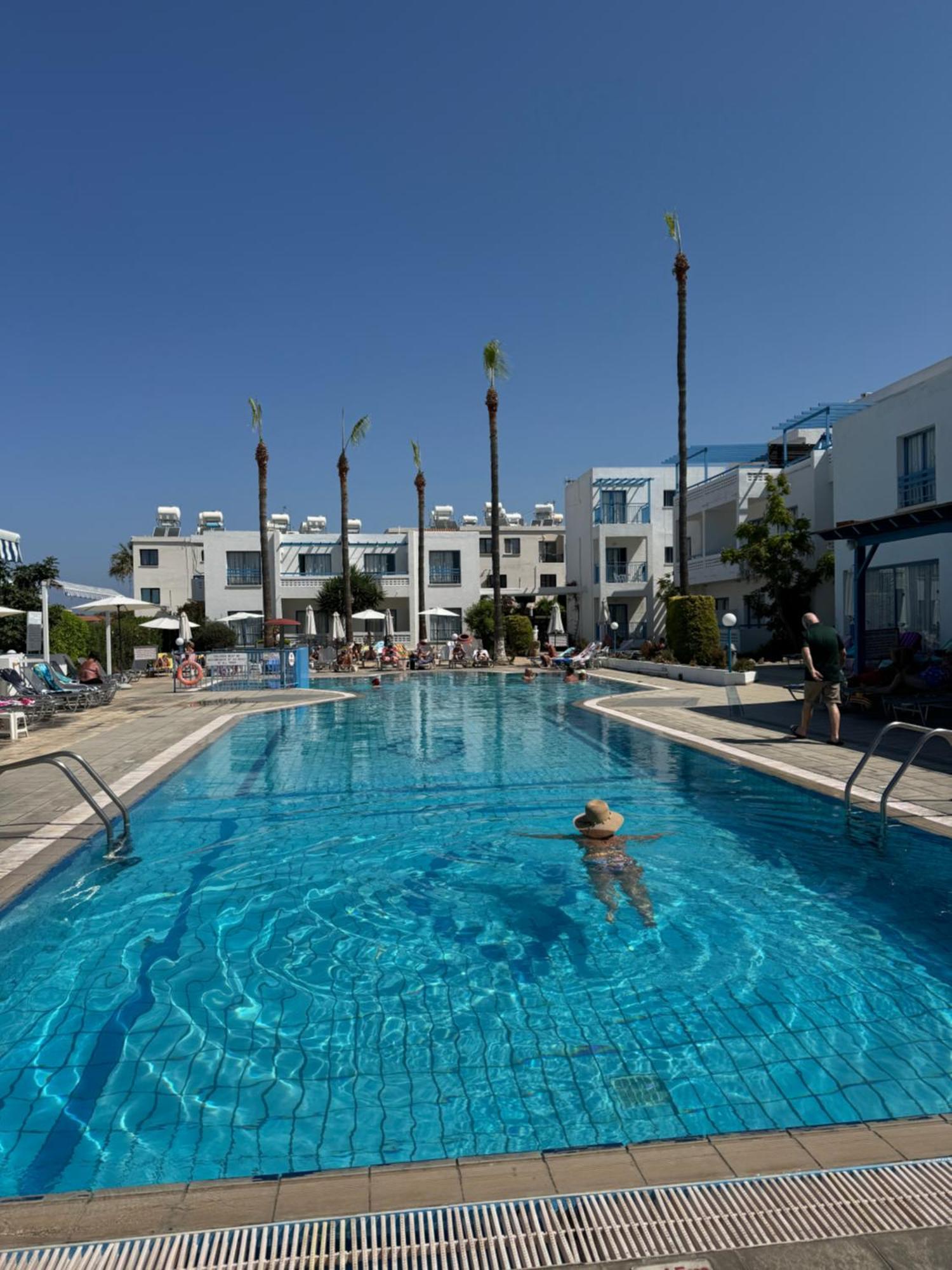 Kefalonitis Hotel Apartments Paphos Eksteriør billede