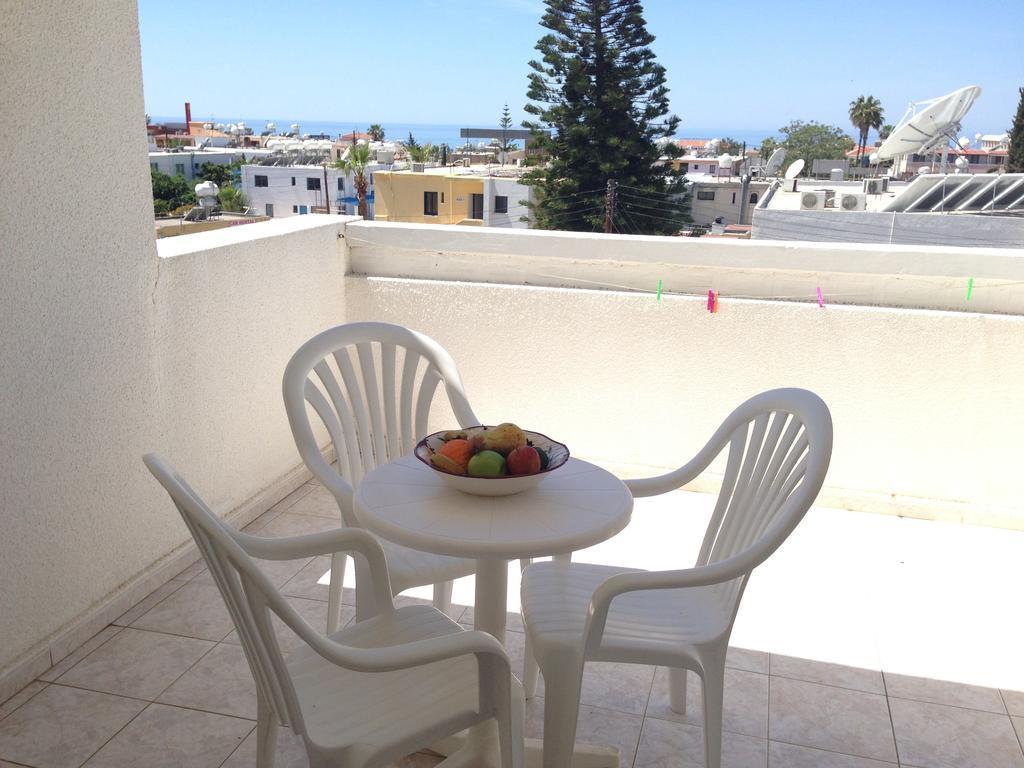 Kefalonitis Hotel Apartments Paphos Eksteriør billede