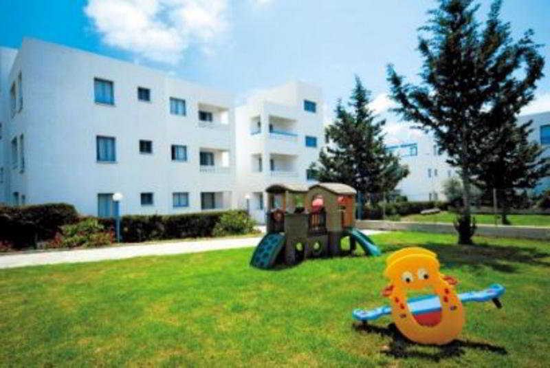 Kefalonitis Hotel Apartments Paphos Eksteriør billede
